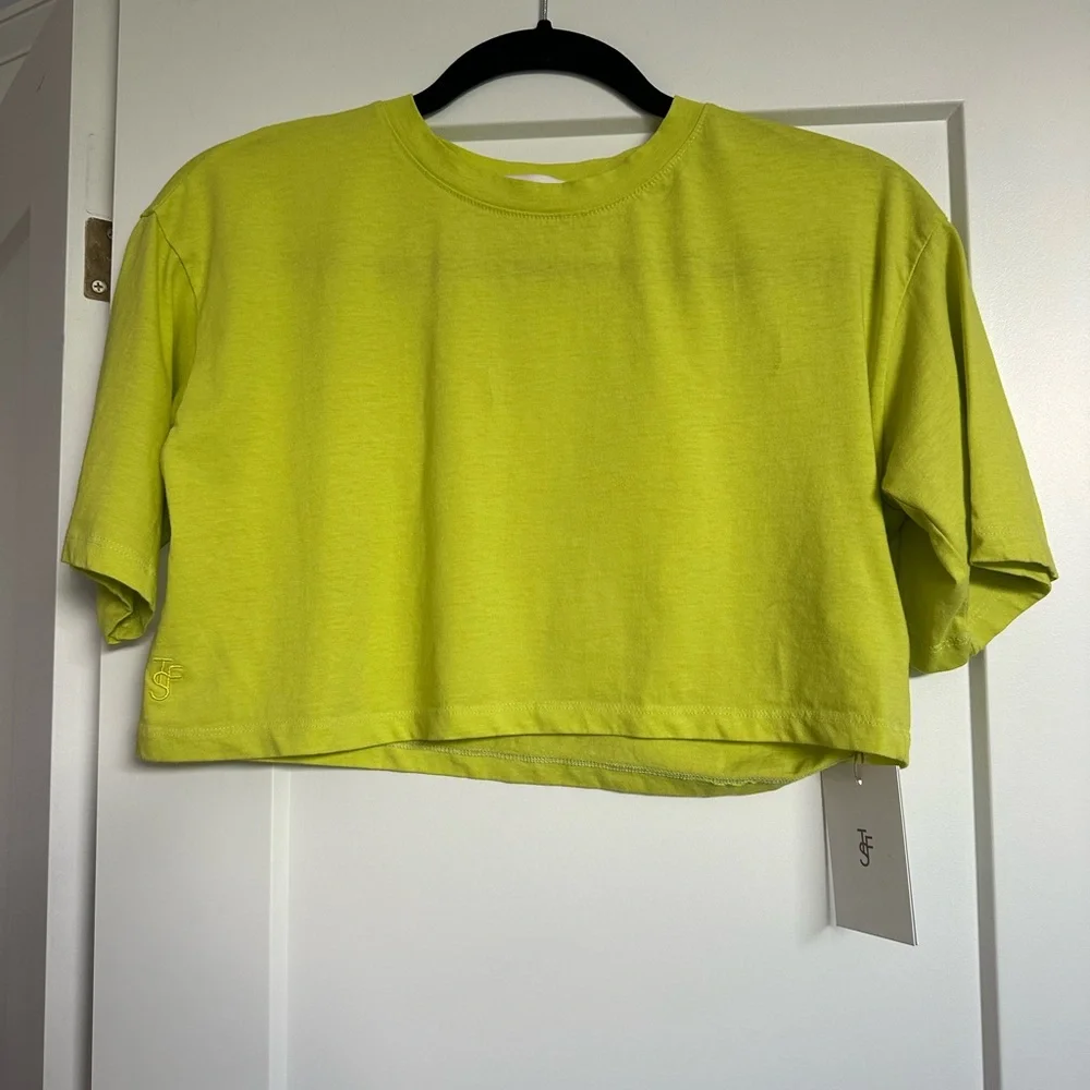 NWT The Frankie Shop Karina Cropped T-Shirt in neon yellow - Picture 2 of 6